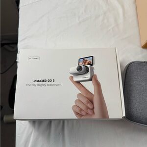 Insta360 GO 3 Action Camera